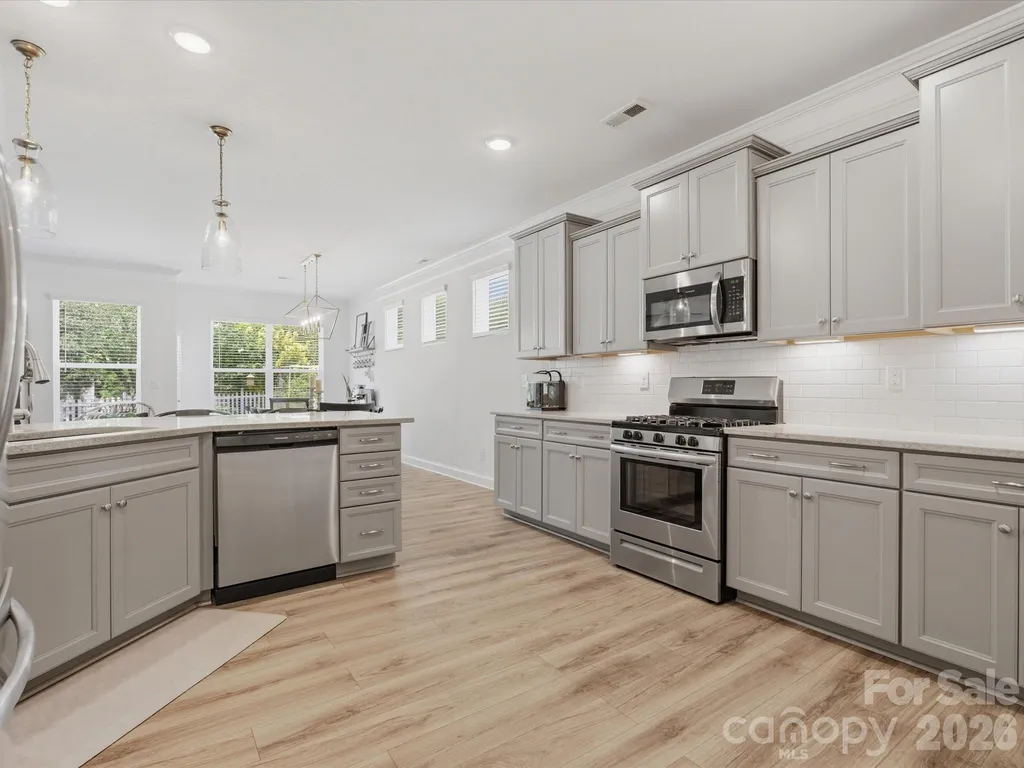 6024 Hampstead Pond Lane Matthews NC 28105