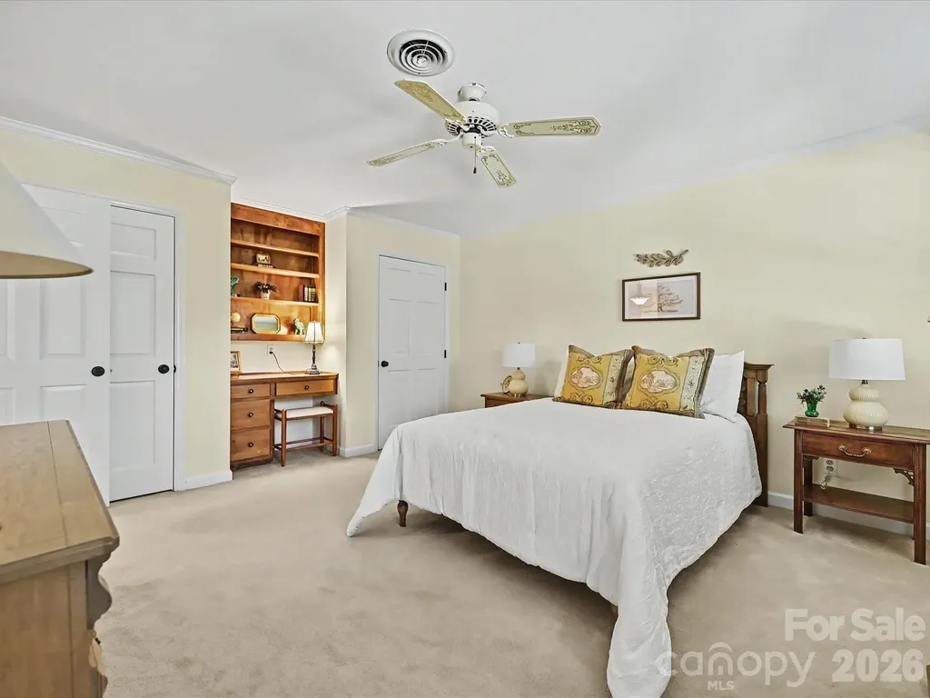 7933 Sunnyvale Lane Charlotte NC 28210