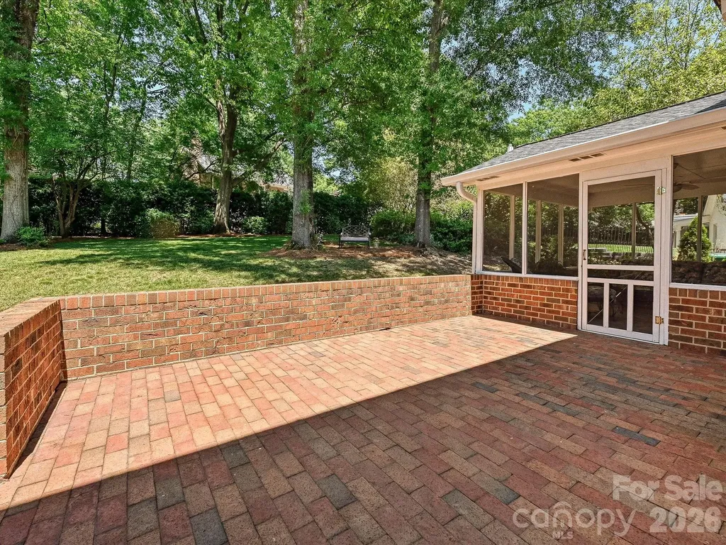 7933 Sunnyvale Lane Charlotte NC 28210