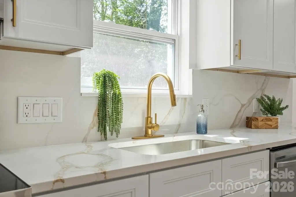 5910 Grosner Place Charlotte NC 28211