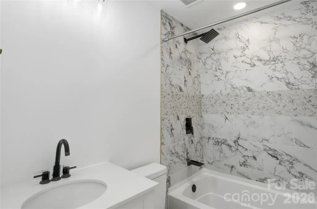5910 Grosner Place Charlotte NC 28211