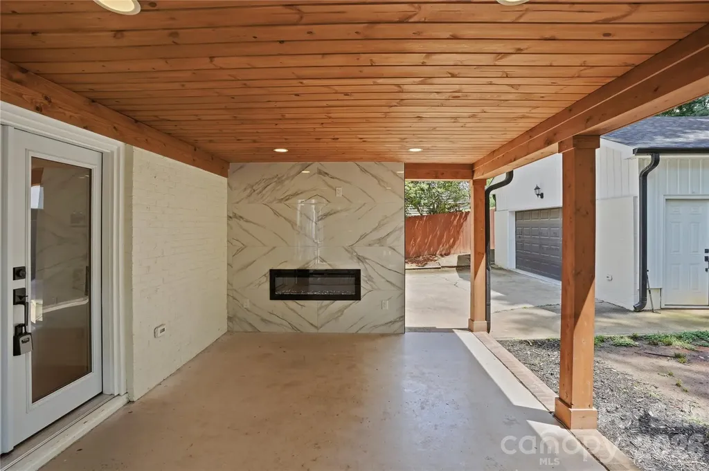 5910 Grosner Place Charlotte NC 28211