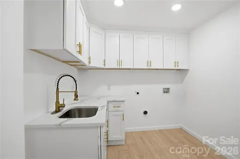 5910 Grosner Place Charlotte NC 28211
