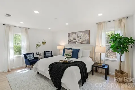 5910 Grosner Place Charlotte NC 28211