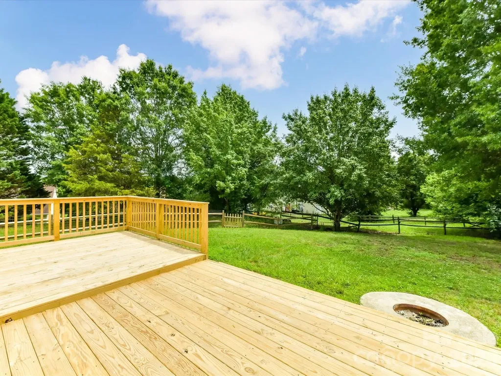 9716 Pernell Lane Charlotte NC 28213