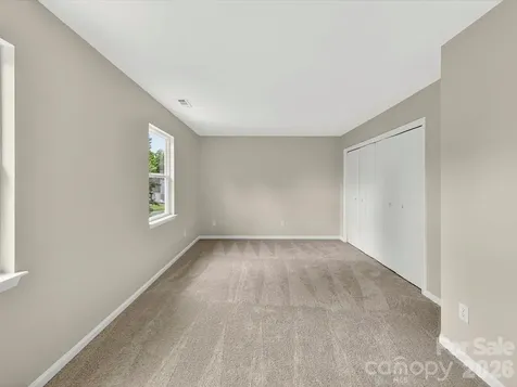 9716 Pernell Lane Charlotte NC 28213