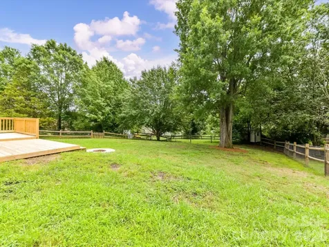 9716 Pernell Lane Charlotte NC 28213