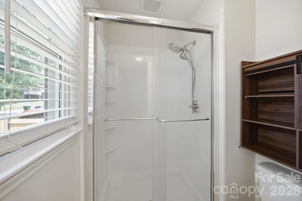6727 Glenmoor Drive Charlotte NC 28214