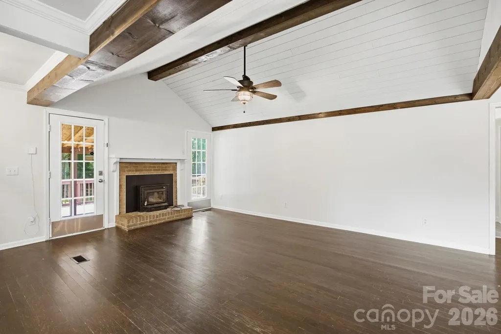 6727 Glenmoor Drive Charlotte NC 28214
