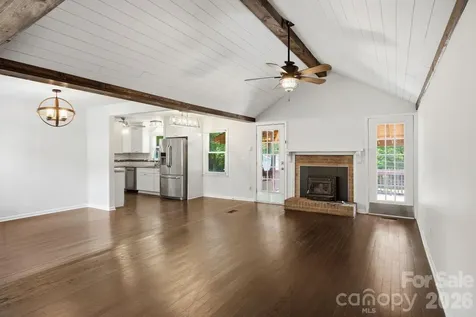 6727 Glenmoor Drive Charlotte NC 28214