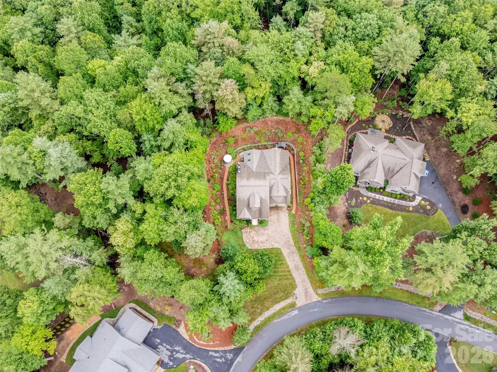 151 Monarch Road Hendersonville NC 28739