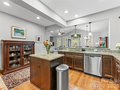 151 Monarch Road Hendersonville NC 28739