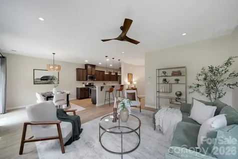 637 Amber Meadows Way Tega Cay SC 29708