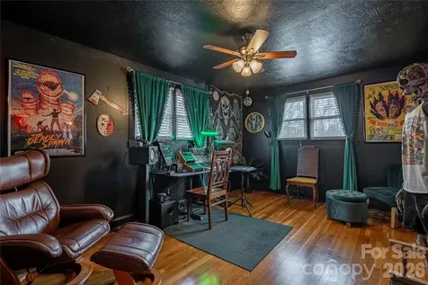 200 Falls Street Morganton NC 28655