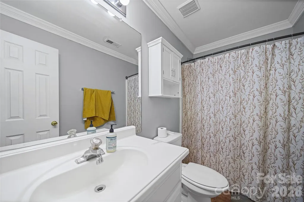 1309 Winding Branch Court Charlotte NC 28216