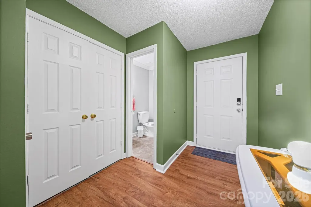 1309 Winding Branch Court Charlotte NC 28216