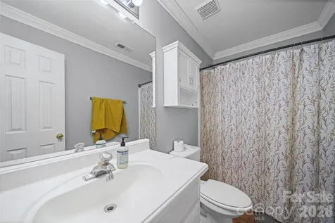 1309 Winding Branch Court Charlotte NC 28216