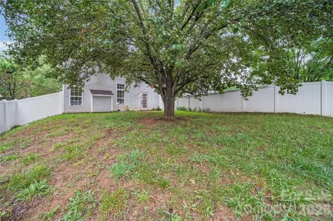1309 Winding Branch Court Charlotte NC 28216