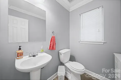 1309 Winding Branch Court Charlotte NC 28216