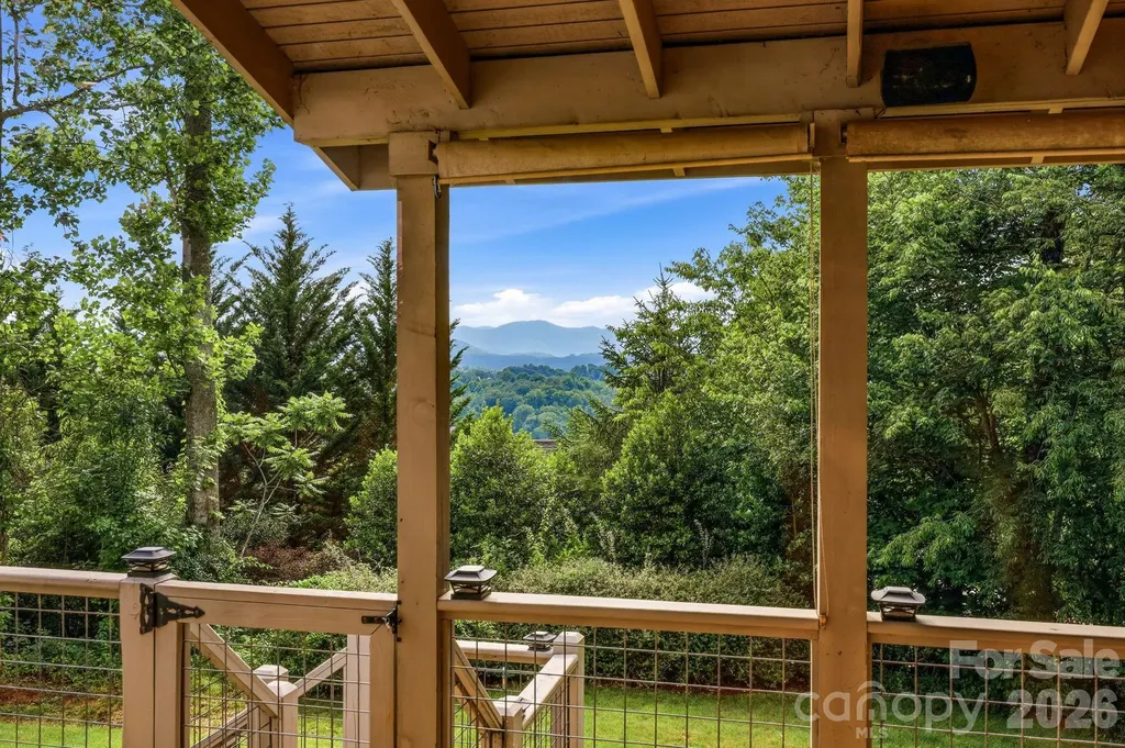65 Buckle Ridge Weaverville NC 28787