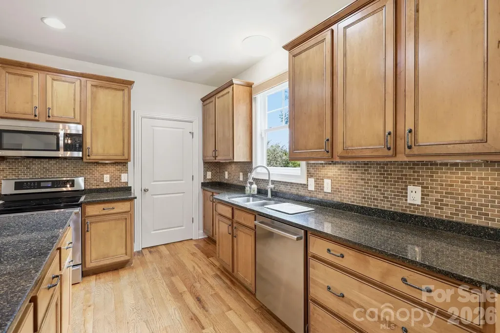 65 Buckle Ridge Weaverville NC 28787