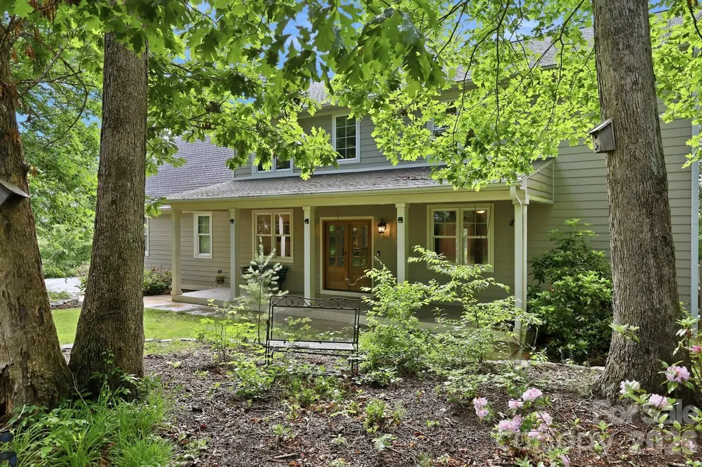 65 Buckle Ridge Weaverville NC 28787