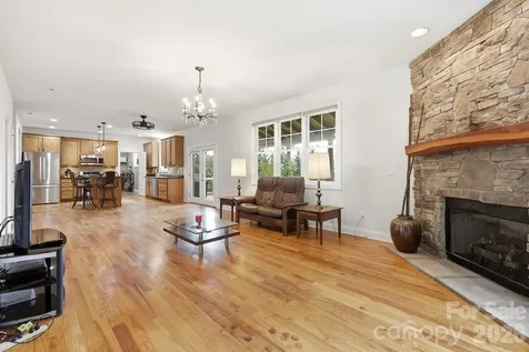 65 Buckle Ridge Weaverville NC 28787