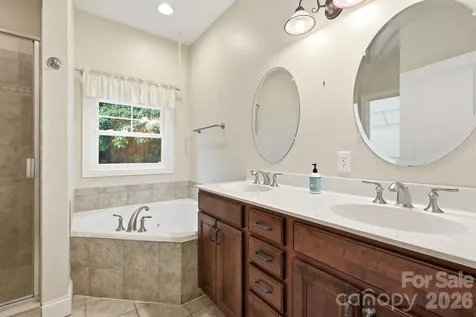 65 Buckle Ridge Weaverville NC 28787