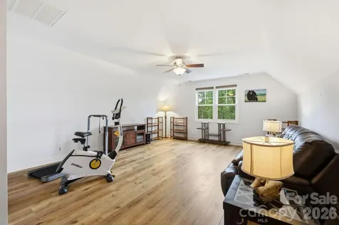 65 Buckle Ridge Weaverville NC 28787