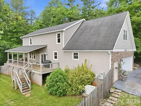 65 Buckle Ridge Weaverville NC 28787