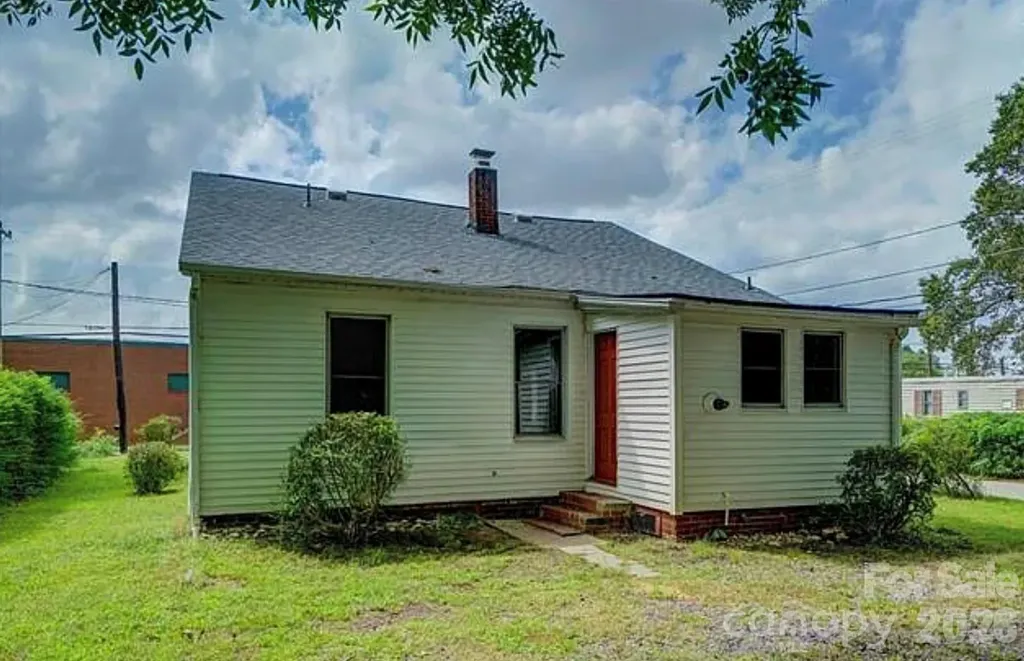 431 W Statesville Avenue Mooresville NC 28115