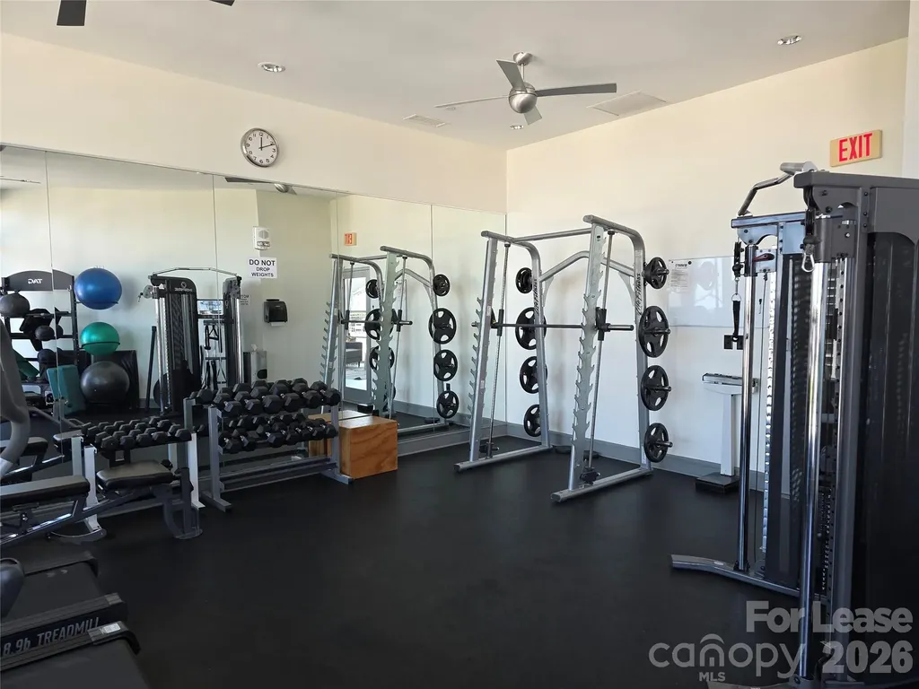 333 W Trade Street Charlotte NC 28202