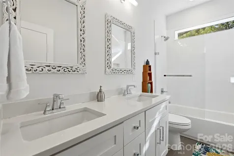 715 E 28th Street Charlotte NC 28205