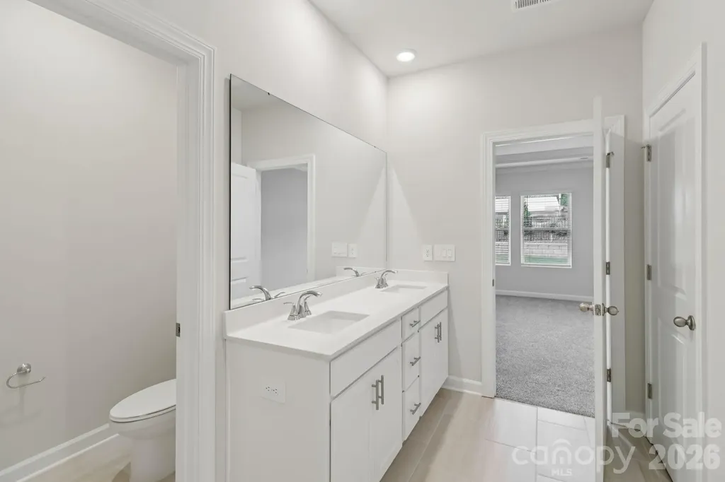 2459 Chartwell Street Stanley NC 28164