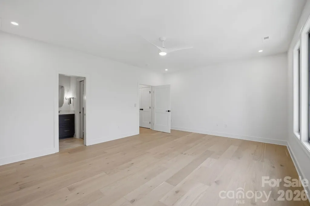3028 Eastham Lane Charlotte NC 28209
