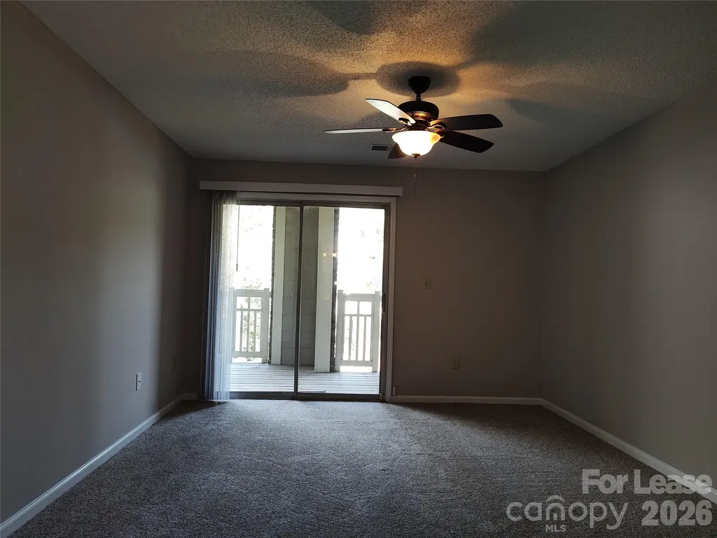5001 Sharon Road Charlotte NC 28210