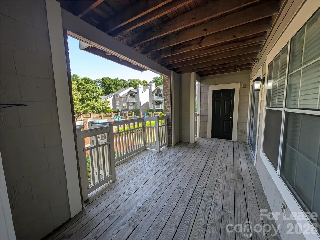5001 Sharon Road Charlotte NC 28210