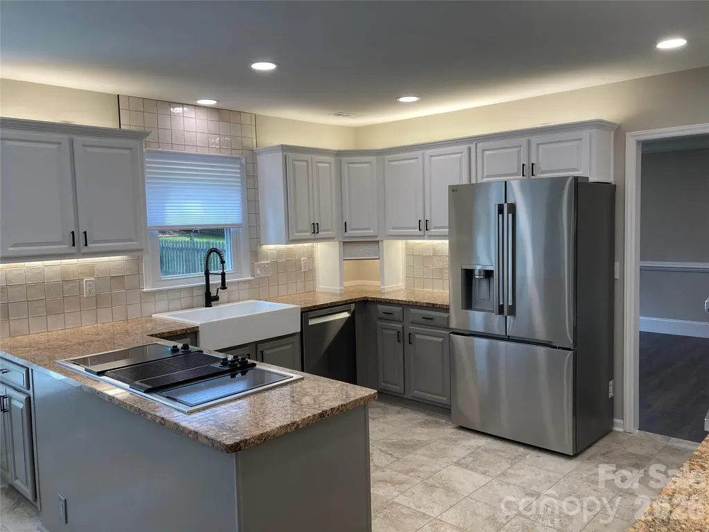 3009 Planters Walk Court Charlotte NC 28210