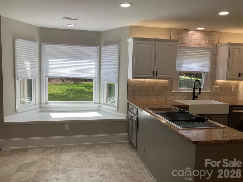 3009 Planters Walk Court Charlotte NC 28210