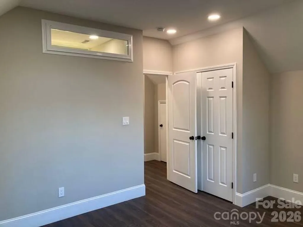 3009 Planters Walk Court Charlotte NC 28210
