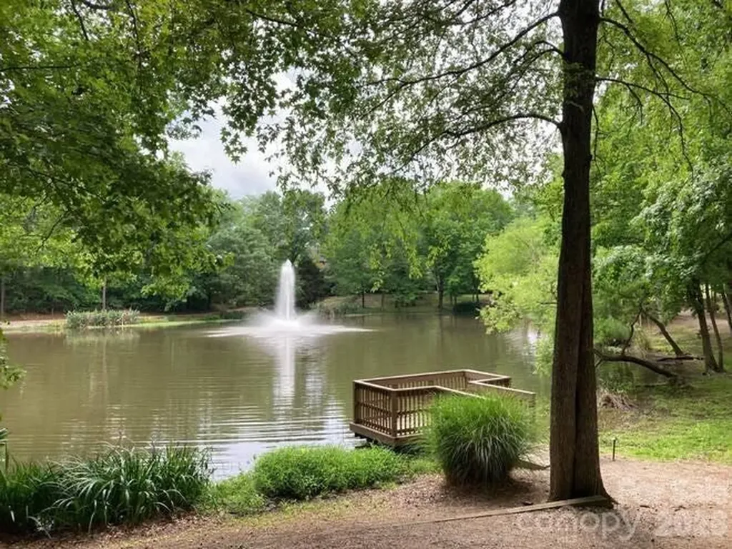3009 Planters Walk Court Charlotte NC 28210