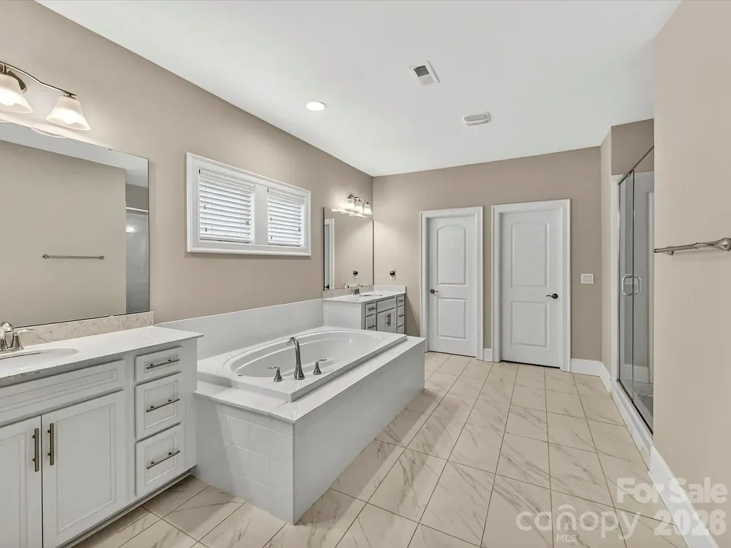 2028 Perry Pond Drive Waxhaw NC 28173