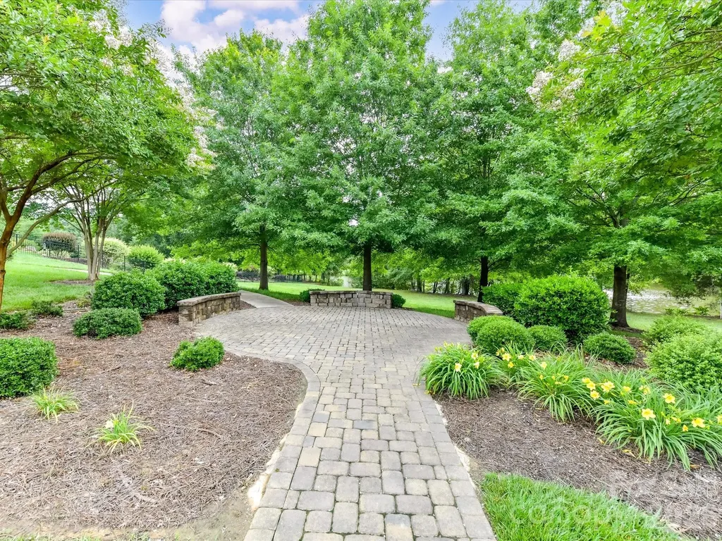 2028 Perry Pond Drive Waxhaw NC 28173