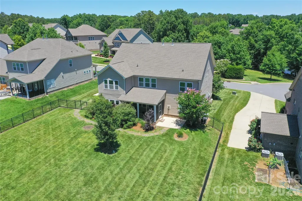 2028 Perry Pond Drive Waxhaw NC 28173