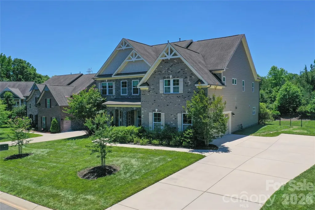 2028 Perry Pond Drive Waxhaw NC 28173