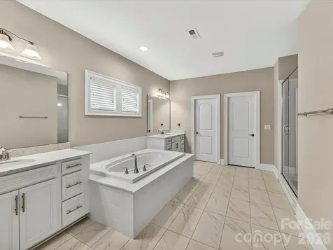 2028 Perry Pond Drive Waxhaw NC 28173