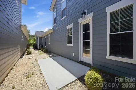 2015 Claybrook Lane Denver NC 28037