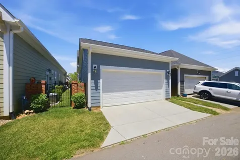 2015 Claybrook Lane Denver NC 28037