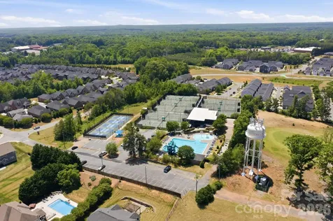 2015 Claybrook Lane Denver NC 28037