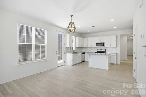 2015 Claybrook Lane Denver NC 28037